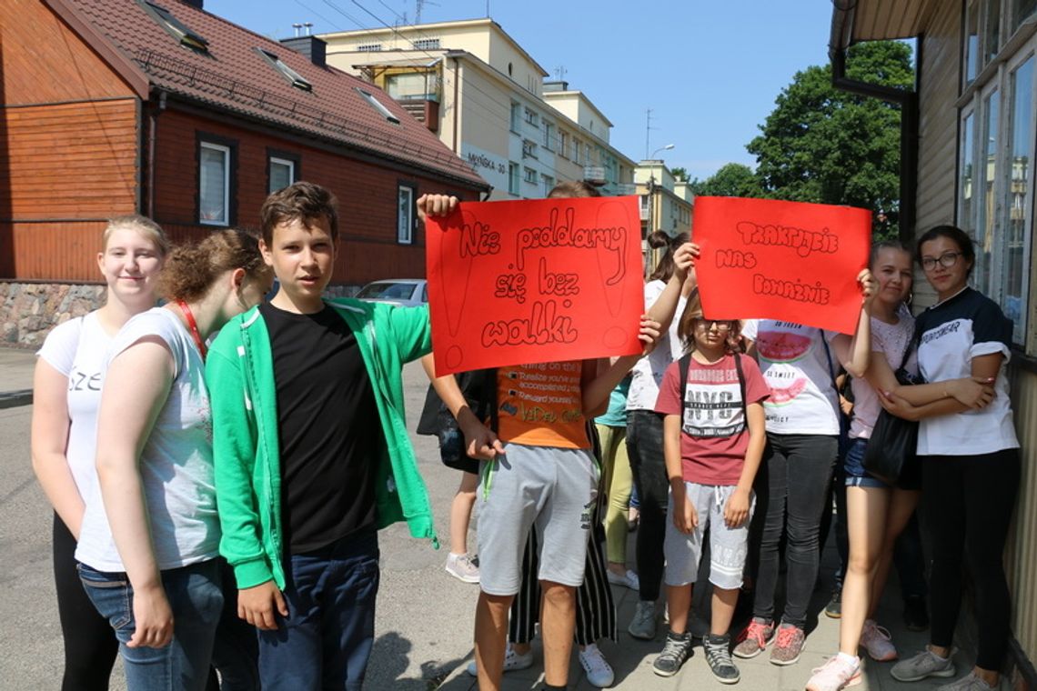 Młodzież z „dwójki” protestuje 