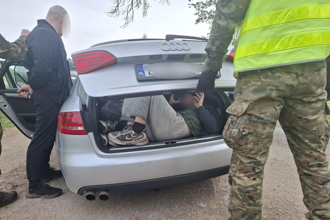 Na granicy polsko-litewskiej zatrzymano kurierów i 25 migrantów. Grozi im nawet 8 lat więzienia