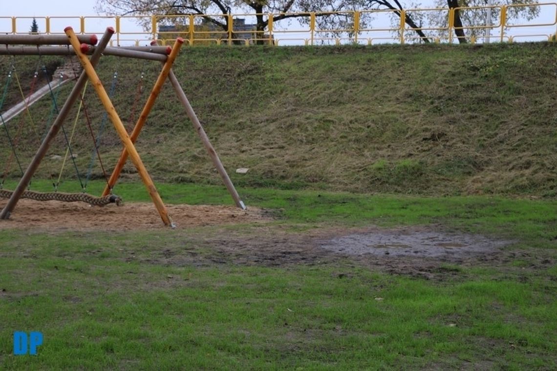 Niezwykle drogi plac zabaw 