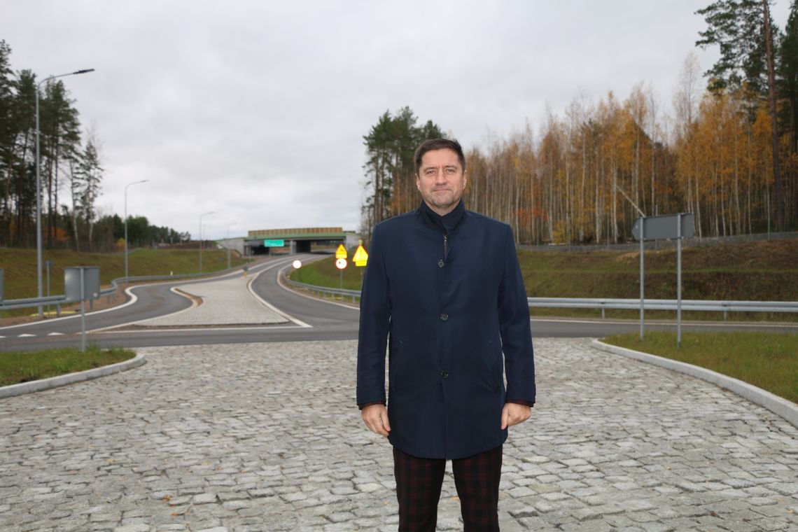 Oficjalne otwarcie obwodnicy Sztabina (Video/ Zdjęcia) Poseł Jacek Niedźwiedzki (na zdjęciu), osobiście odwiedził miejsce inwestycji i zapowiedział kolejne inicjatywy.