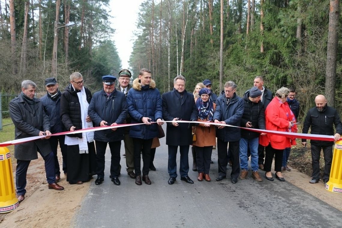 Otwarcie drogi gminnej w Jabłońskich (foto i video) 