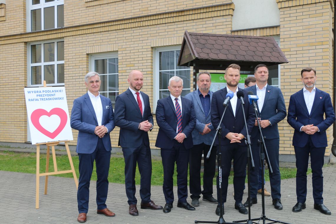 Podlascy samorządowcy i politycy apelują o poparcie Rafała Trzaskowskiego (video)