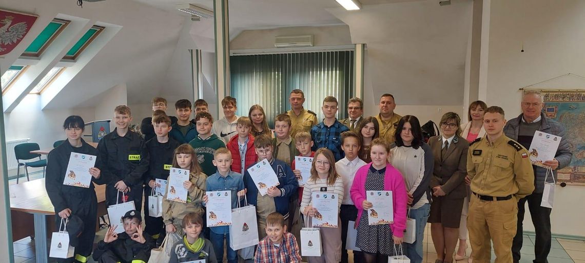 Powiatowe eliminacje Ogólnopolskiego Turnieju Wiedzy Pożarniczej „Młodzież zapobiega pożarom”