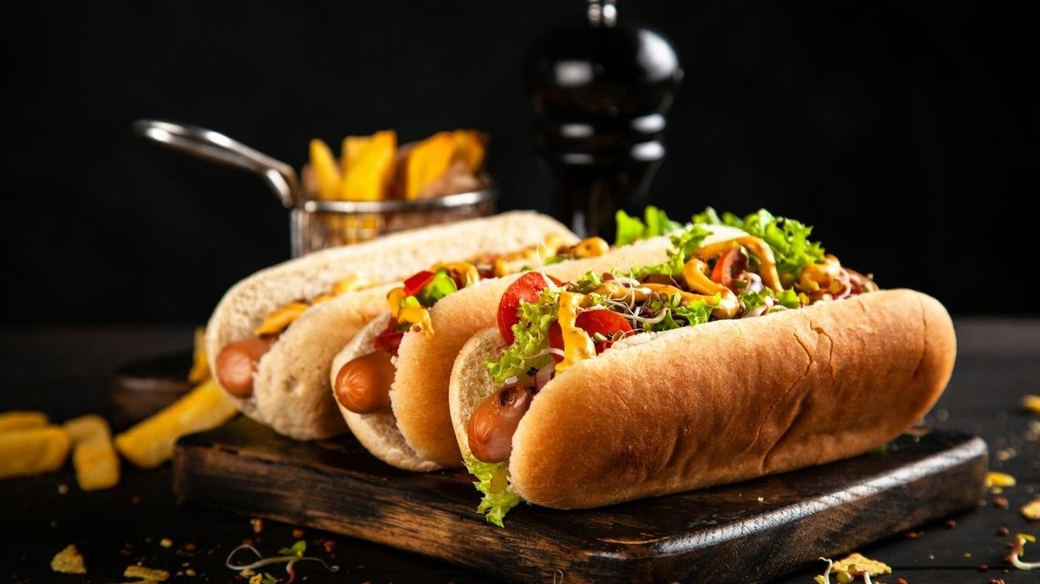 Przepisy na hot - dogi w trzech odsłonach