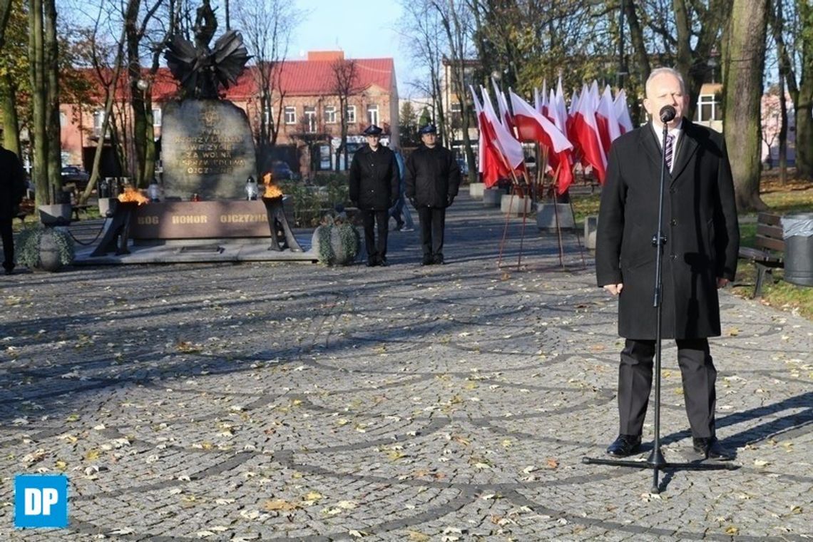 "Przywracanie pamięci bohaterom" - wywiad z Jarosławem Szlaszyńskim