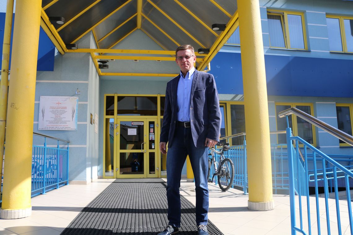 Pytania o energię na basenie Andrzej Zarzecki zwrócił się m.in. o wyjaśnienie powodu braku zabezpieczenia wystarczających środków na zapewnienie ciągłości dostaw energii do pływalni.