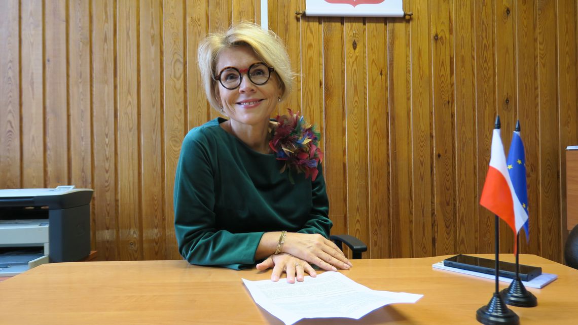 Radna miejska Izabela Piasecka (na zdjęciu) informuje mieszkańców Augustowa o konieczności zamontowania zaworów zwrotnych anstyskażeniowych.