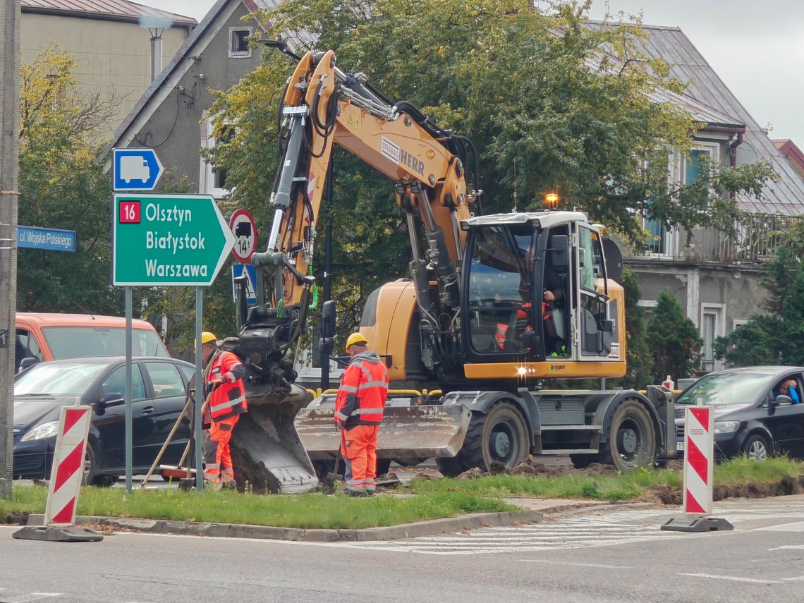 Remont ronda Solidarności w Augustowie. Kierowcy muszą liczyć się z utrudnieniami Remont ronda Solidarności w Augustowie. Kierowcy muszą liczyć się z utrudnieniami