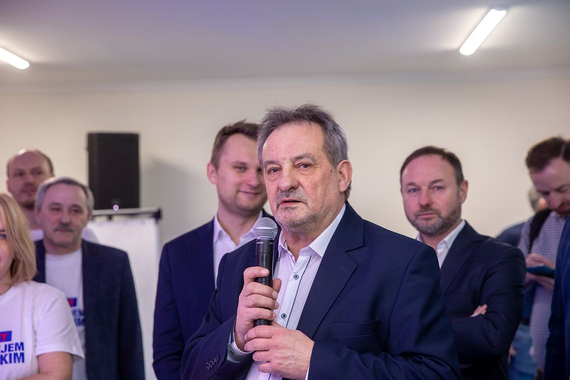 Rozmowa z Leszkiem Cieślikiem, byłym posłem na Sejm RP Na pierwszym planie: Leszek Cieślik.