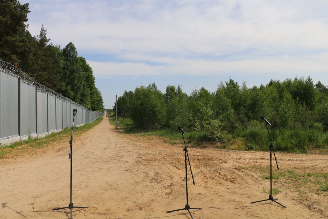 Zapora na granicy polsko-białoruskiej (archiwum PP).