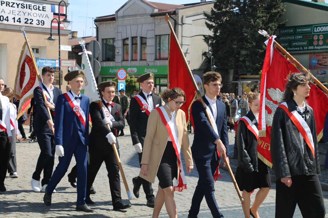 Uroczyste obchody 234. rocznicy uchwalenia Konstytucji 3 Maja w Augustowie (foto)
