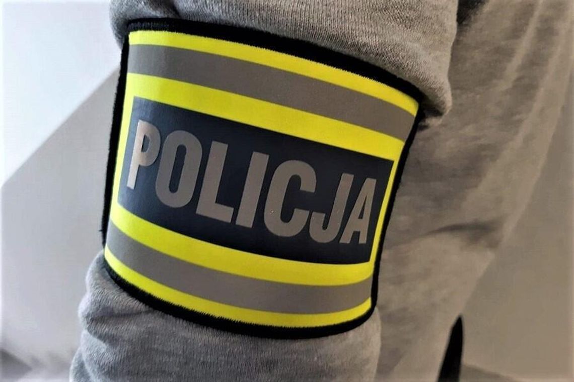 Wszedł przez uchylone okno i zaatakował śpiącą kobietę. 44-latek zatrzymany przez kryminalnych Wszedł przez uchylone okno i zaatakował śpiącą kobietę. 44-latek zatrzymany przez kryminalnych
