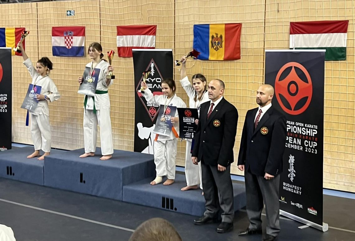 Zlata Rusinowicz z augustowskiego klubu karate zdobyła brąz