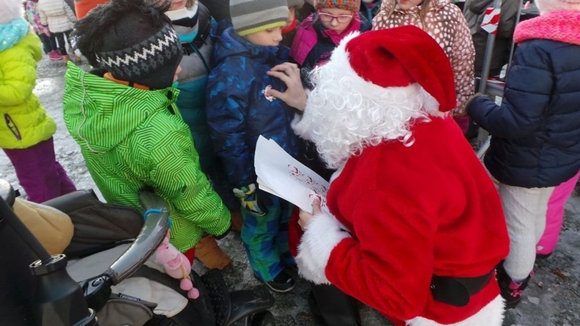 Zwycięzcy konkursu Burmistrza Augustowa „Na najładniejszą choinkę”