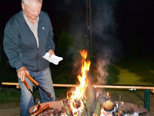 Ziemniaki i kiełbaski na Armii Krajowej