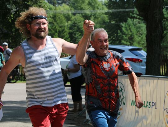 Na zdjęciu uczestnicy marszobiegu na ponad 2 km.